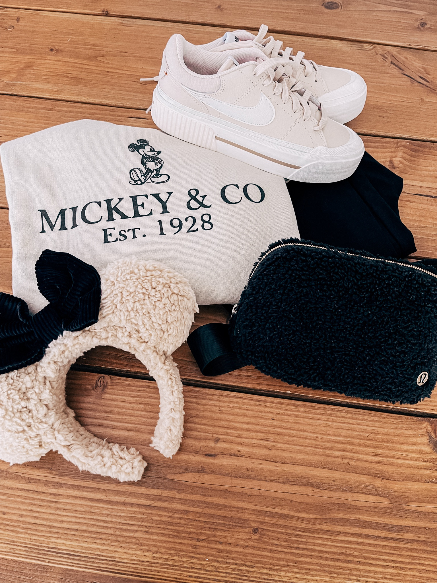 The cutest Disney outfit ever!




#outfitinspo #styleinspo #outfitinspiration #styleinspiration #outfitoftheday #lookoftheday #styleblog #fashionblog #dailystyle 
#momblog #mom #mommastyle #momstyle #disney #disneyoutfit #mickeyears #minnieears 

#LTKstyletip #LTKtravel