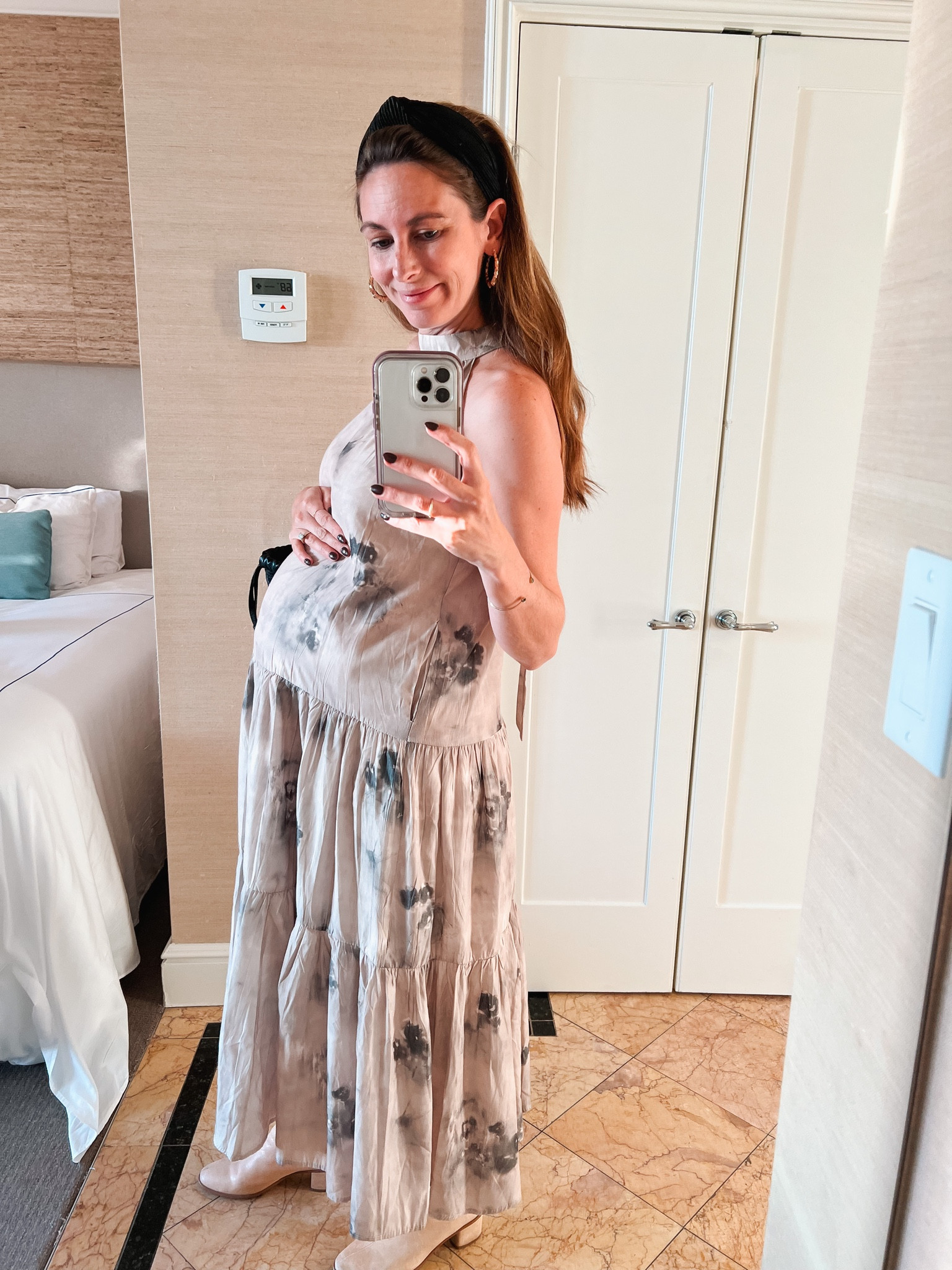 Bump friendly, maternity, fall dress, wearing normal size but it fits the bump, maxi dress, fall outfit, boots and dress outfit 

#LTKstyletip #LTKbump #LTKfindsunder100