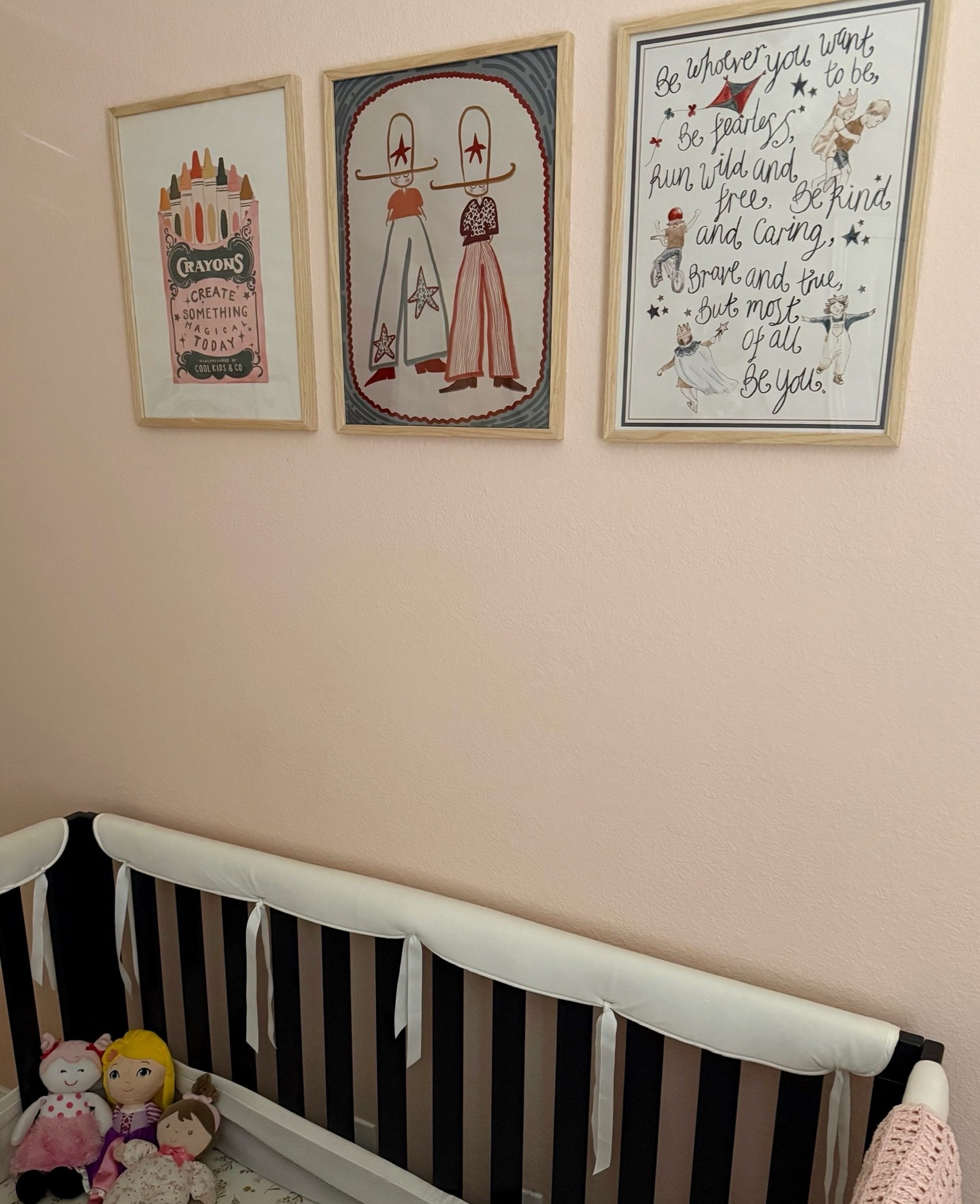 These frames have NO glass! Perfect for kid rooms!! 

#kidsroom #home #kidart #interiordesign

#LTKHome #LTKKids