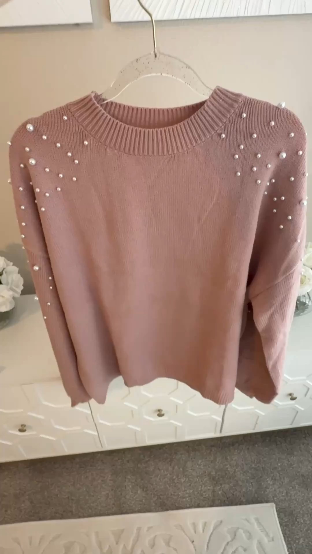 #ad This Blooming Jelly pearl sweater is an oversized knit with lantern sleeves and pretty pearl details - perfect for winter outfits, Christmas outfits, and everyday cozy looks. Blue and cream/white still in stock.

Blooming Jelly sweater, pearl sweater, winter outfits, oversized knit, holiday sweater, women’s chunky pullover


#LTKPlusSize #LTKHoliday #LTKMidsize