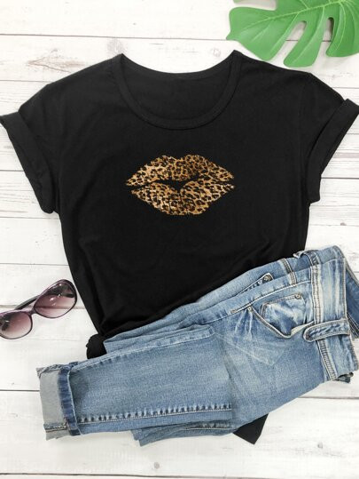Leopard Lipstick Print Short Sleeve Tee | SHEIN