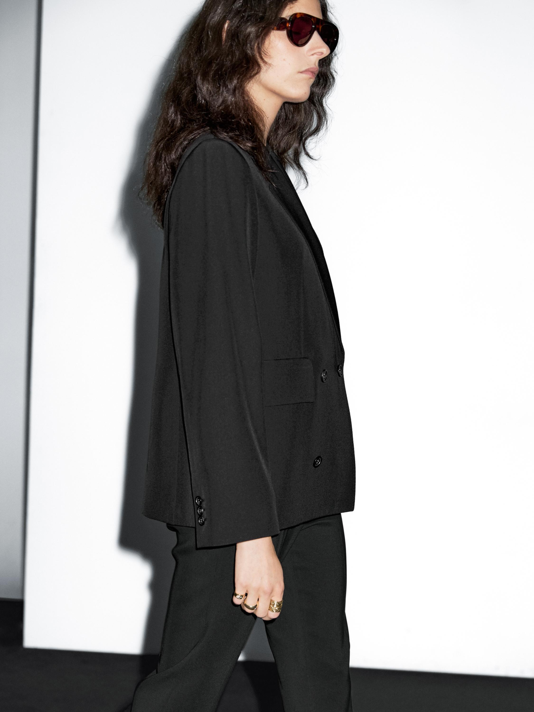 Cropped wool blend double-breasted blazer | Massimo Dutti UK