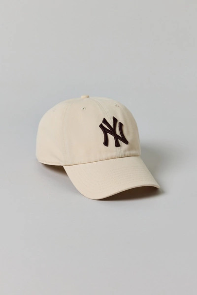 '47 Brand MLB New York Yankees Clean Up Hat | Urban Outfitters (US and RoW)