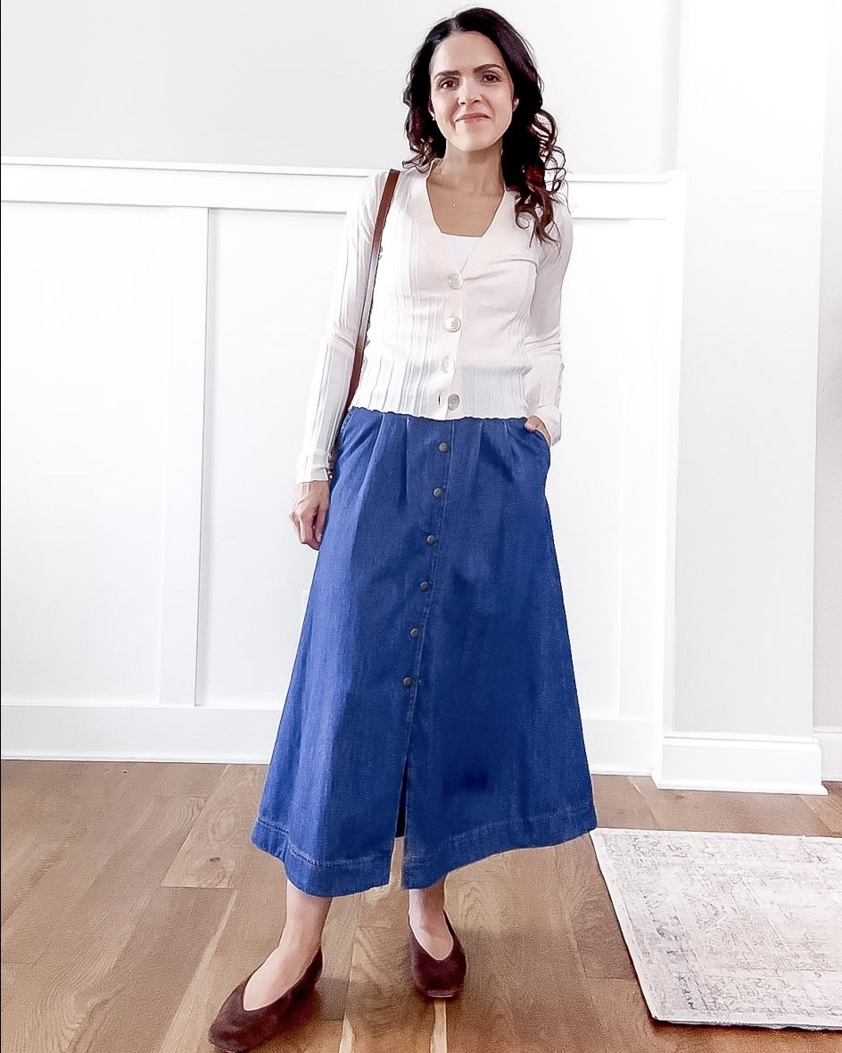 Spring outfit style guide idea 

Denim skirt: Sézane, tts
Cardigan: Madewell, linked similar
Flats: Reformation, tts 
Bag: Sézane 

#LTKootd #LTKgrwm