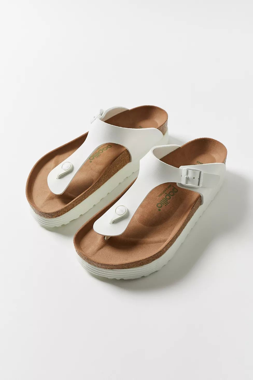Birkenstock Gizeh Vegan Platform Sandal | Urban Outfitters (US and RoW)