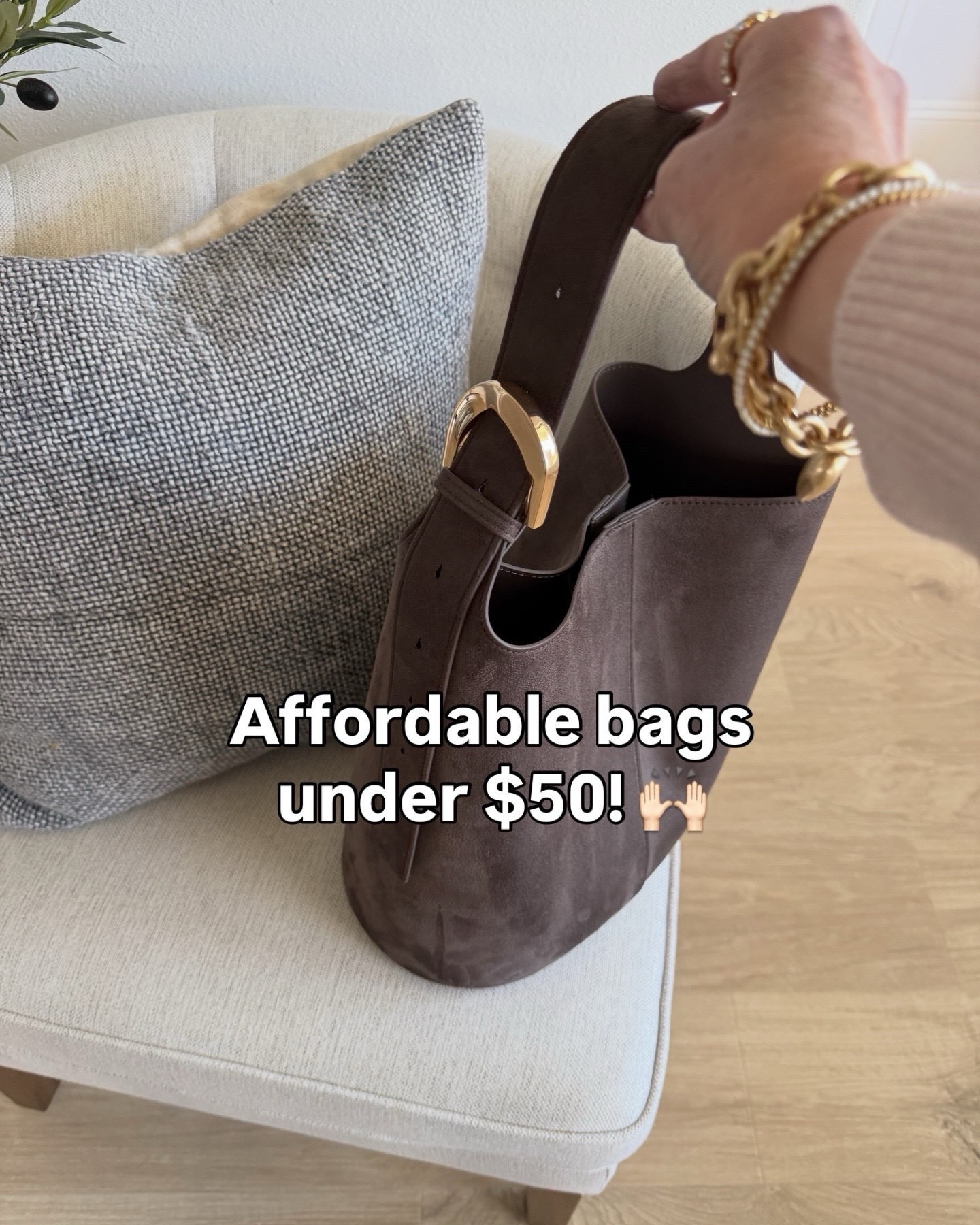 Affordable bags on sale under $50! 👜

I’m linking more in my LTK shop today.
Be sure to check them out!

Happy Friday, friends! ♥️ 

 #LTKgiftguide #LTKworkwear #LTKtravel #LTKitbag #LTKfindsunder100 #LTKparties #LTKfindsunder50 #LTKstyletip