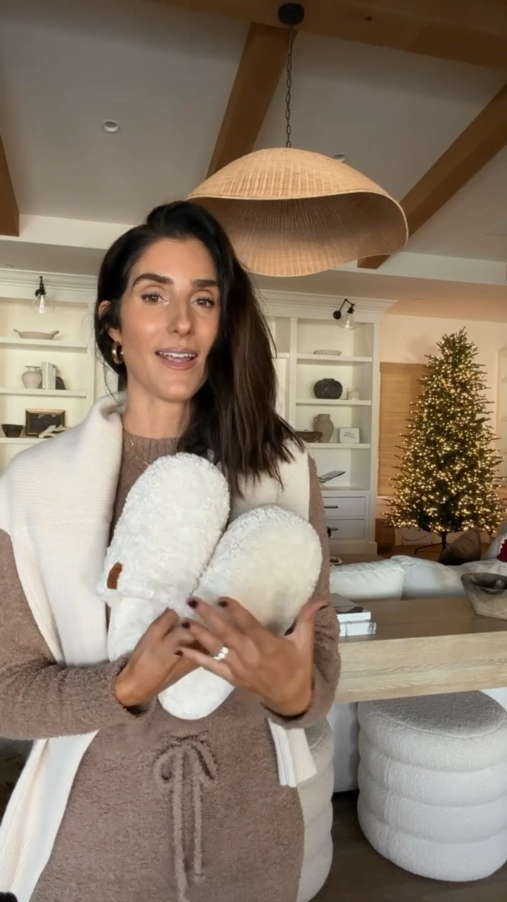 A good indicator of a good gift in my opinion is something you’d want yourself. These slippers are so comfortable and a great price! #stylinbyaylin #amazon #giftidea #cozy 

#LTKGiftGuide #LTKFindsUnder50 #LTKHoliday