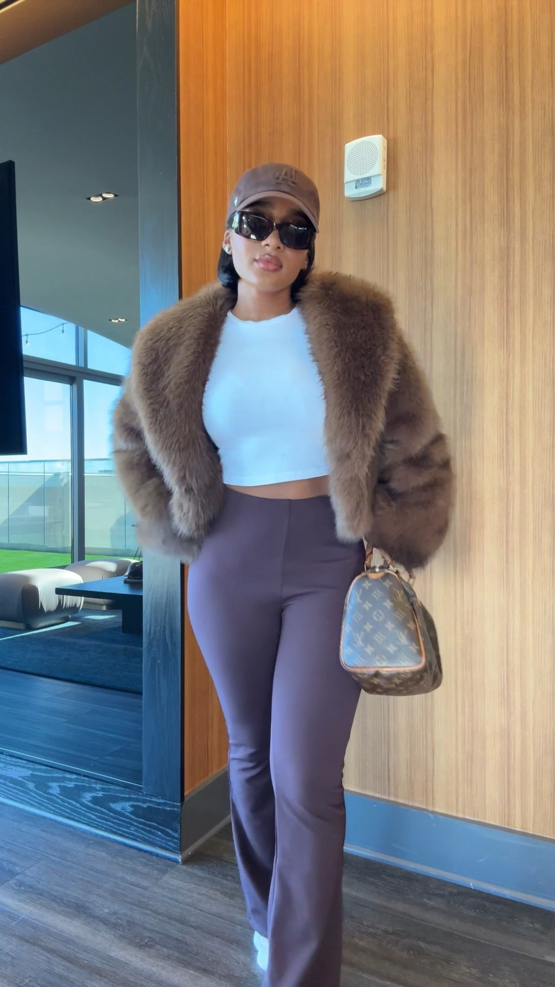 A casual fur moment 


#LTKSeasonal #LTKStyleTip