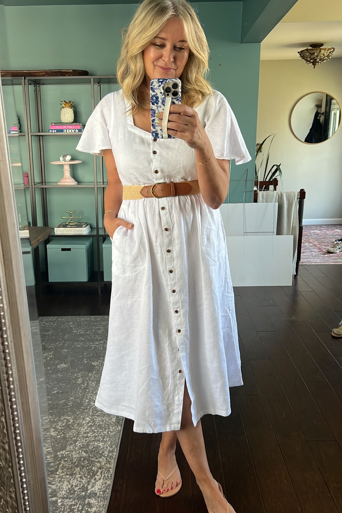 White linen dress🤍

White dress, summer dress, mirror selfie

#LTKunder100 #LTKstyletip #LTKFind