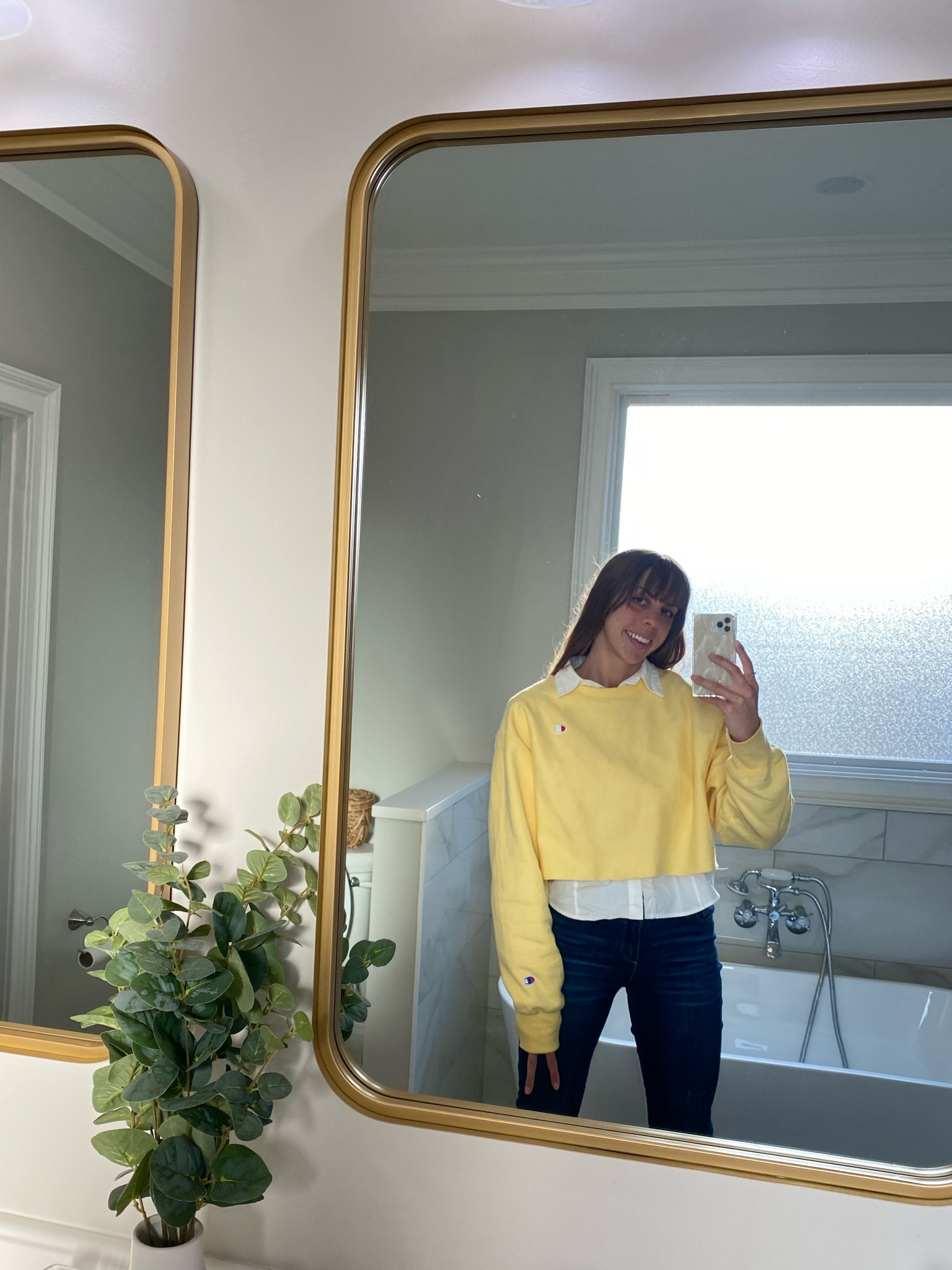 Love layering with my champion cropped sweatshirt 🤩🤩
 

#LTKworkwear #LTKfit #LTKFind