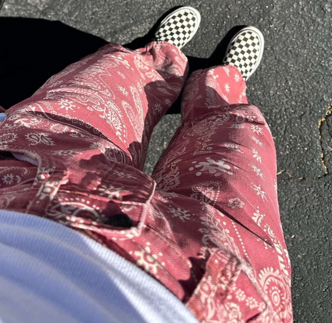 RED Friday 🤍 Remember Everyone Deployed!!! My fave barrel jeans! #freepeople #summerdenim #jeans 