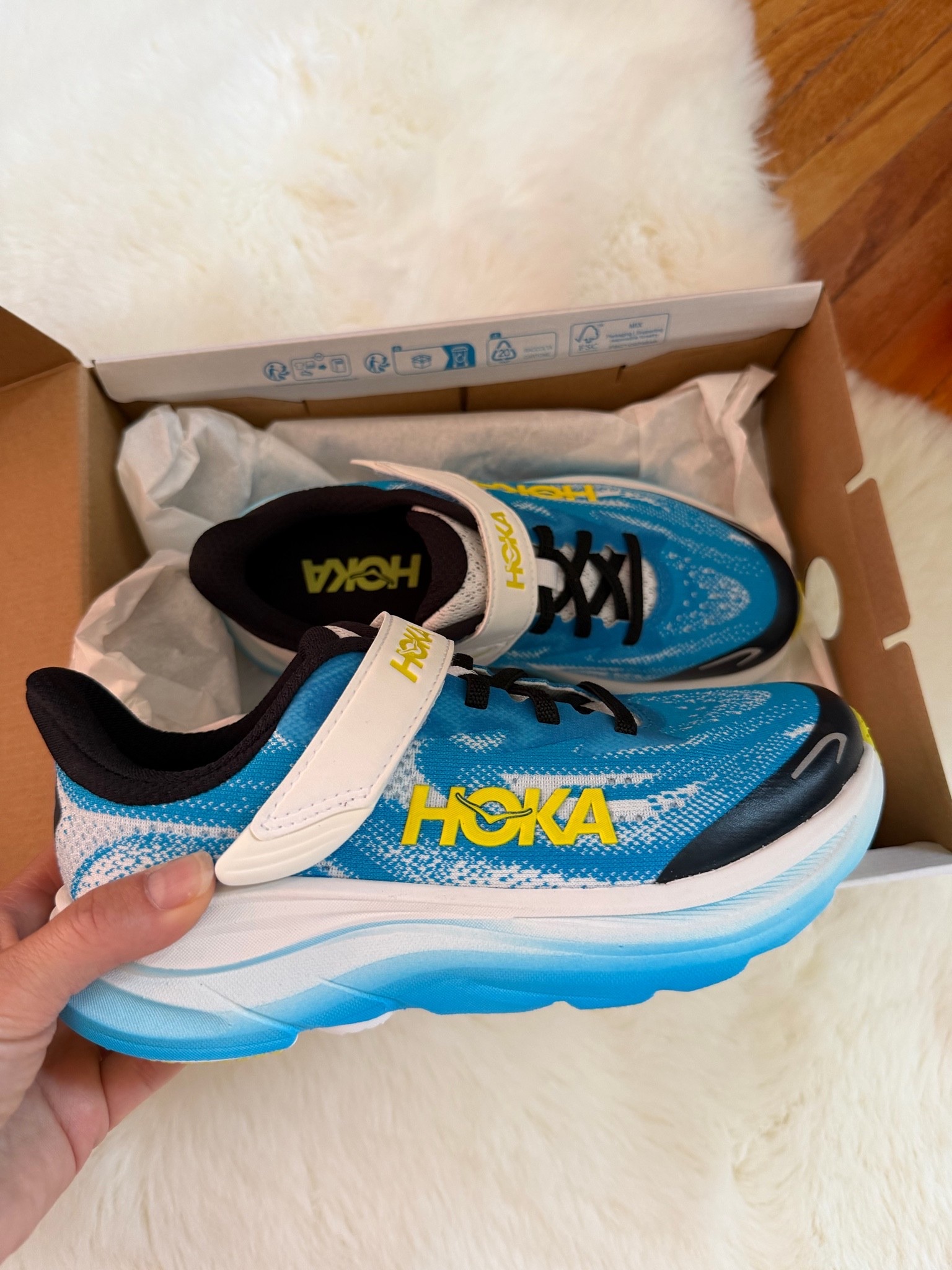 #ad @Zappos 
The best back to school sneakers!