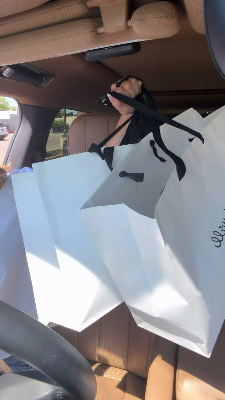 Madewell has the cutest linen outfits for spring right now!  

 #LTKootd #LTKSeasonal