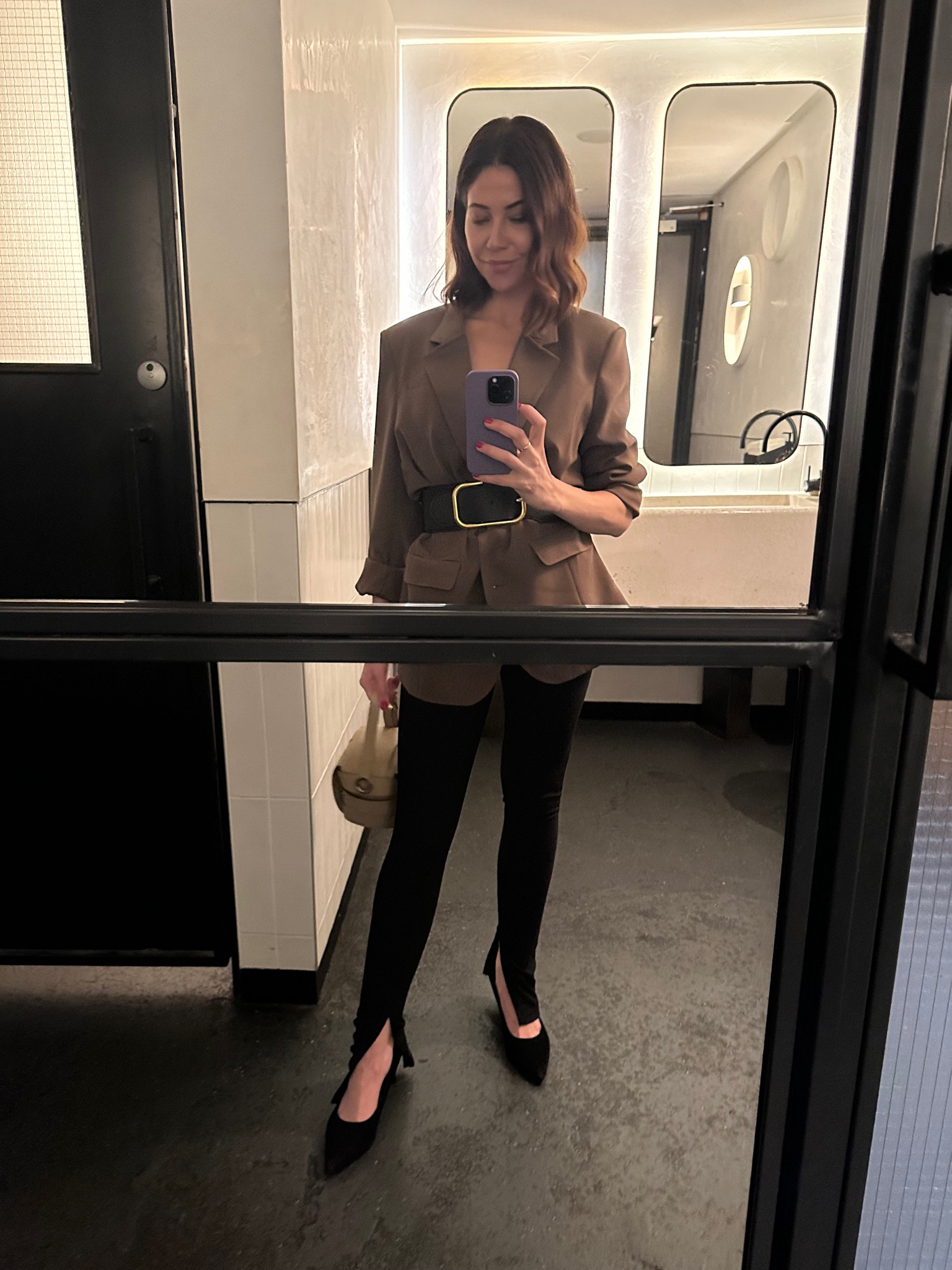 Shop my exact brown blazer and black pants below! 🤎

#LTKFind #LTKstyletip #LTKaustralia