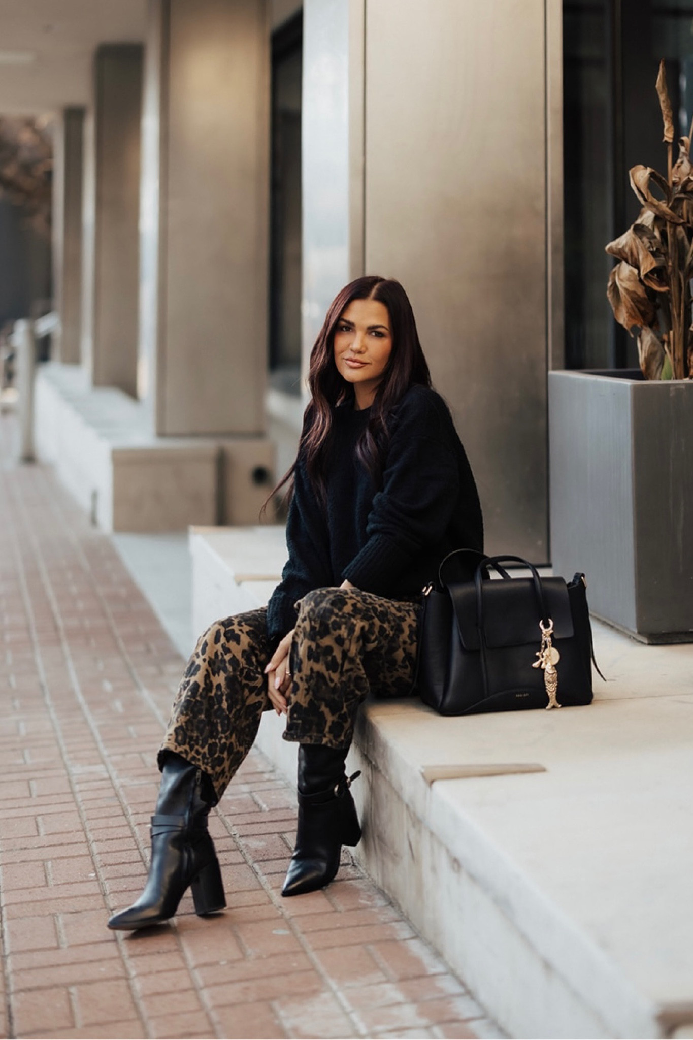 Amazon sweater and leopard barrel jeans 
Radley London bag with charms from Anthropologie 
Dolce Vita Tyrone Boots - on sale!



#LTKStyleTip #LTKItBag #LTKShoeCrush