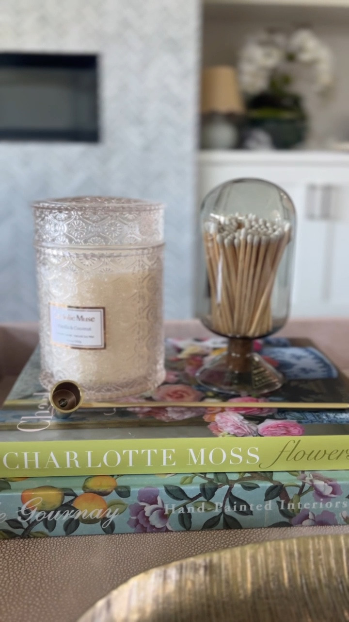 coffee table and living room bookshelf styling 💗

#LTKSummerSales #LTKVideo #LTKHome