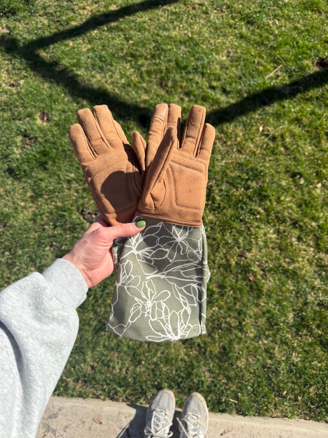 My cutie gardening gloves! 