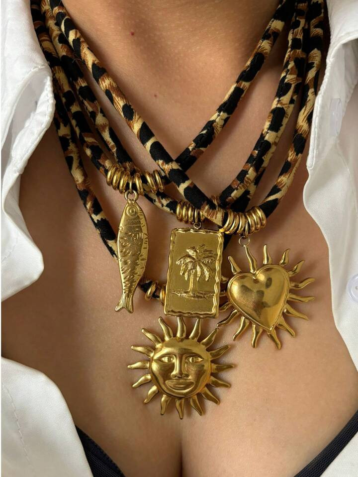 1pc New Luxury Retro Leopard Print, Heart, Shell, Animal Pendant 18k Gold Waterproof Fashionable ... | SHEIN