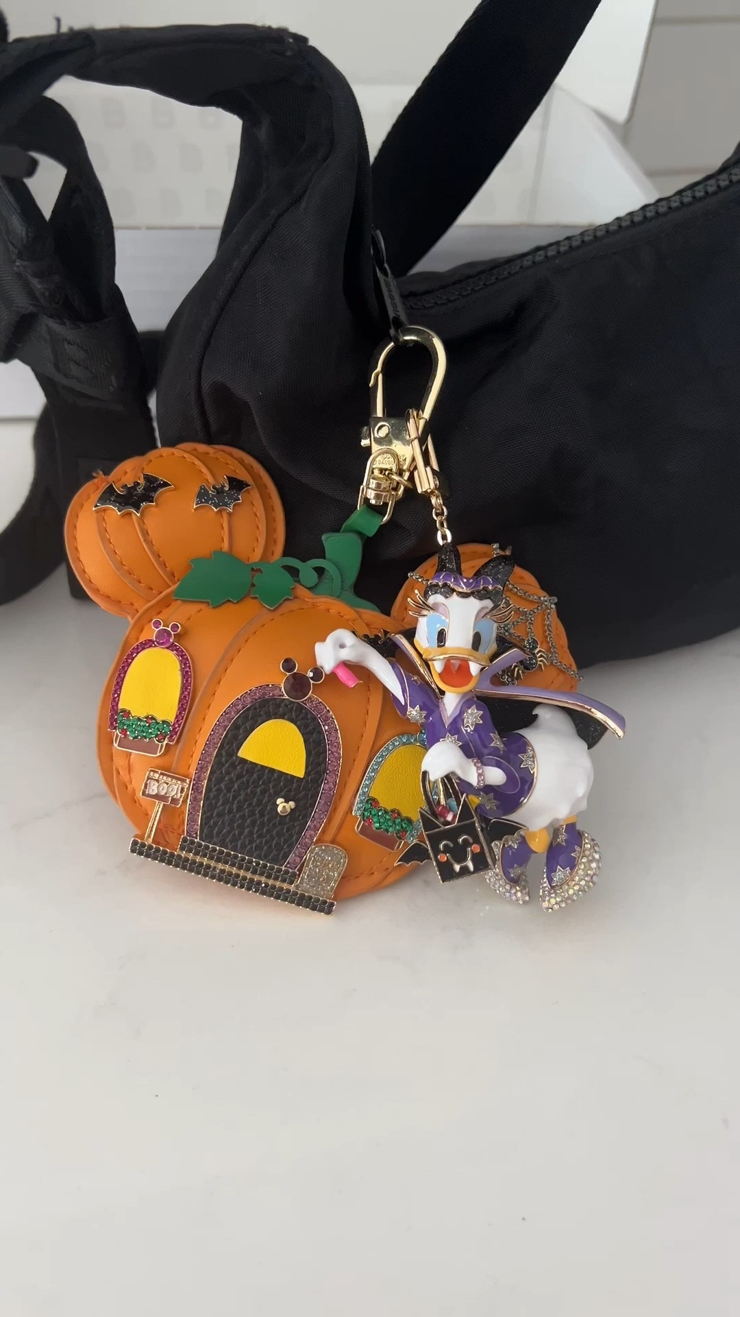 the baublebar halloween disney bag charms this year!! 🤩🎃🫢 

#LTKTravel #LTKItBag #LTKSeasonal