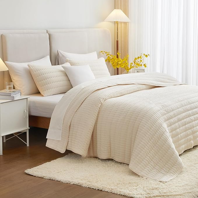 Cream King Size Quilt Bedding Set, Reversible Lightweight Bed Spreads Oversized King Quilted Beds... | Amazon (US)