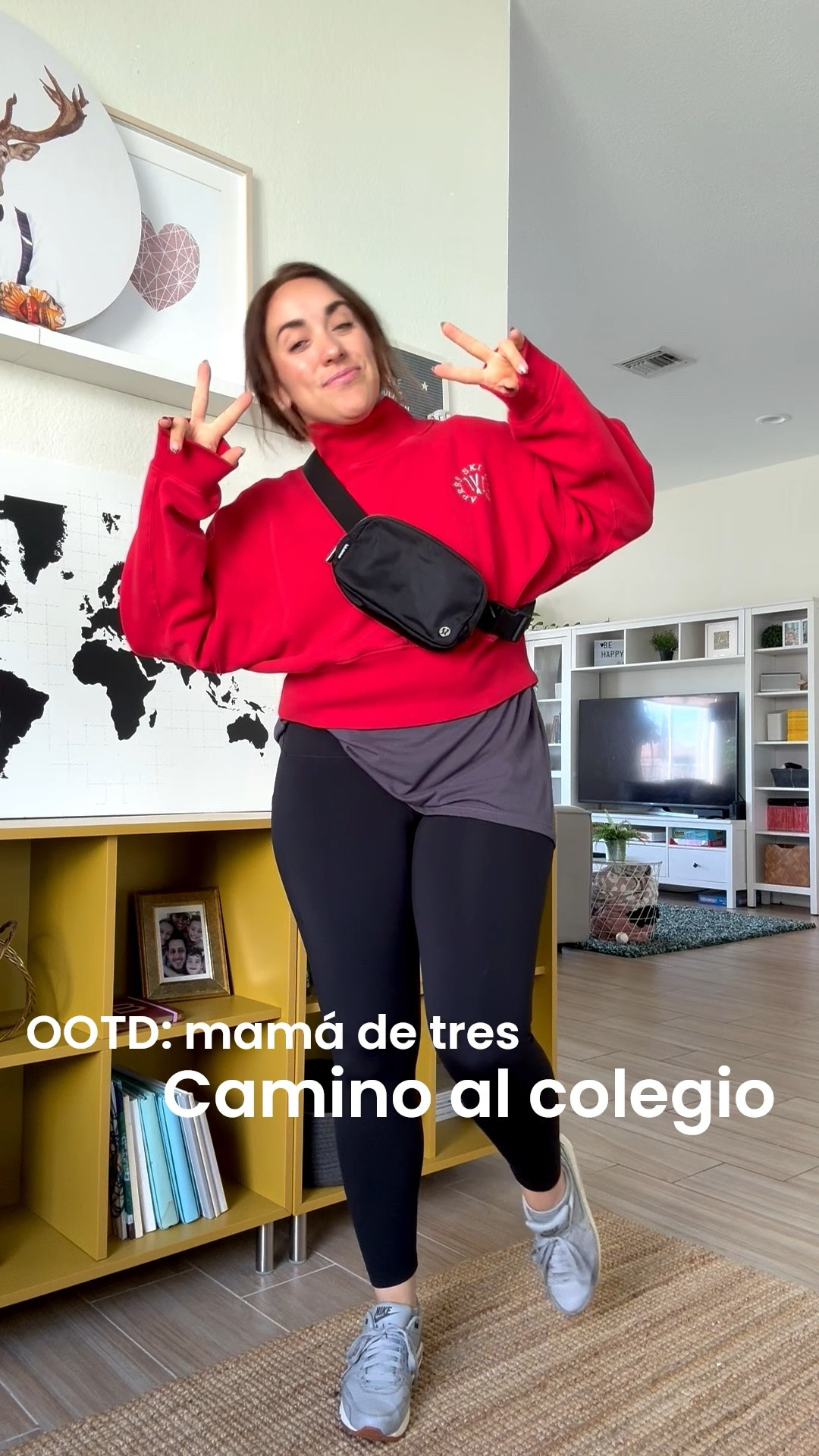 OOTD de una mamá de tres, una mañana cualquiera llevando a los niñitos al cole. Esta es mi ropa más cómoda porque luego voy directo a hacer ejercicio. Mi pantalón es talla L, el sweater también es L. 

#LTKmorningroutine #LTKootd #LTKmomlife