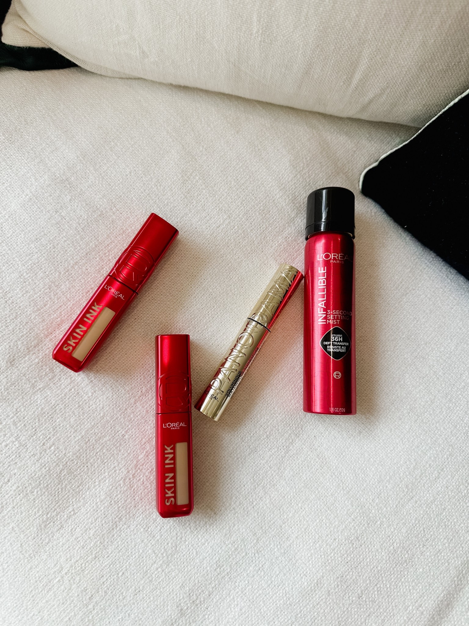 Concealer: N20
Face: C130

@lorealparis @target @targetstyle 
#ad #LOrealParisPartner #LOrealParisMakeup #LOrealSkinInk #TargetPartner  #Target 

#LTKBump #LTKBeauty #LTKFindsUnder50