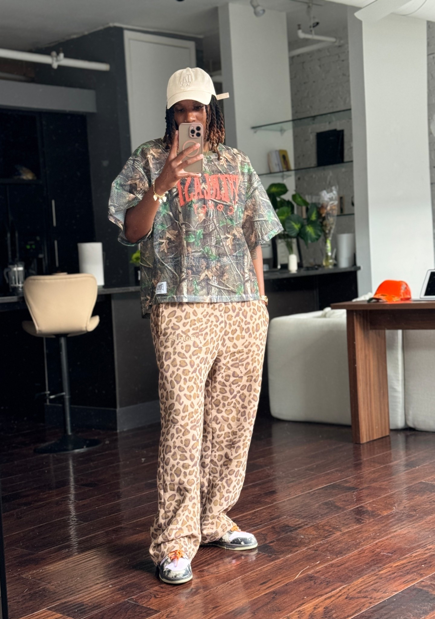 Spring fashion outfit 

Comfrt Pants: L

#LTKootd #LTKgrwm #LTKdayinmylife