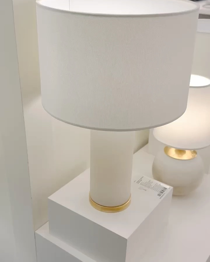 Chic and elegant cordless table lamps from Visual Comfort  that will elevate any space with a clean look. When  you need to charge the lamps, just take off the bulbs and put in the charger. #cordlesstablelanp 

#LTKHome #LTKTravel #LTKVideo