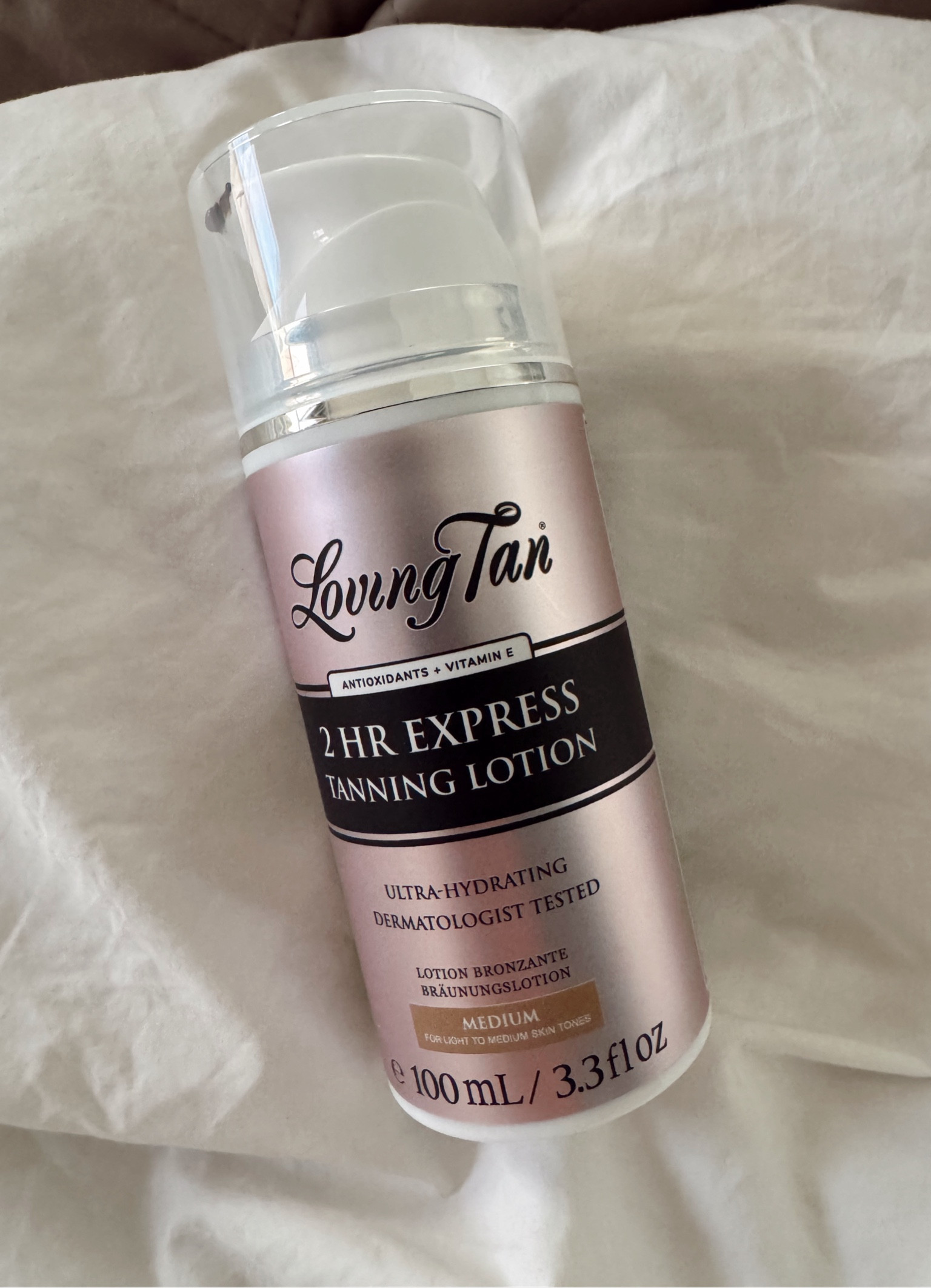 Use code: LAURENLT for a free mitt! 
Gave this stuff a 10/10- I used medium but also comes in dark and the face serum is also a hit! 

Beauty. Self tan. Tanner. Lotion. Spring beauty must haves. 


#LTKWatchNow #LTKBeauty #LTKFindsUnder50