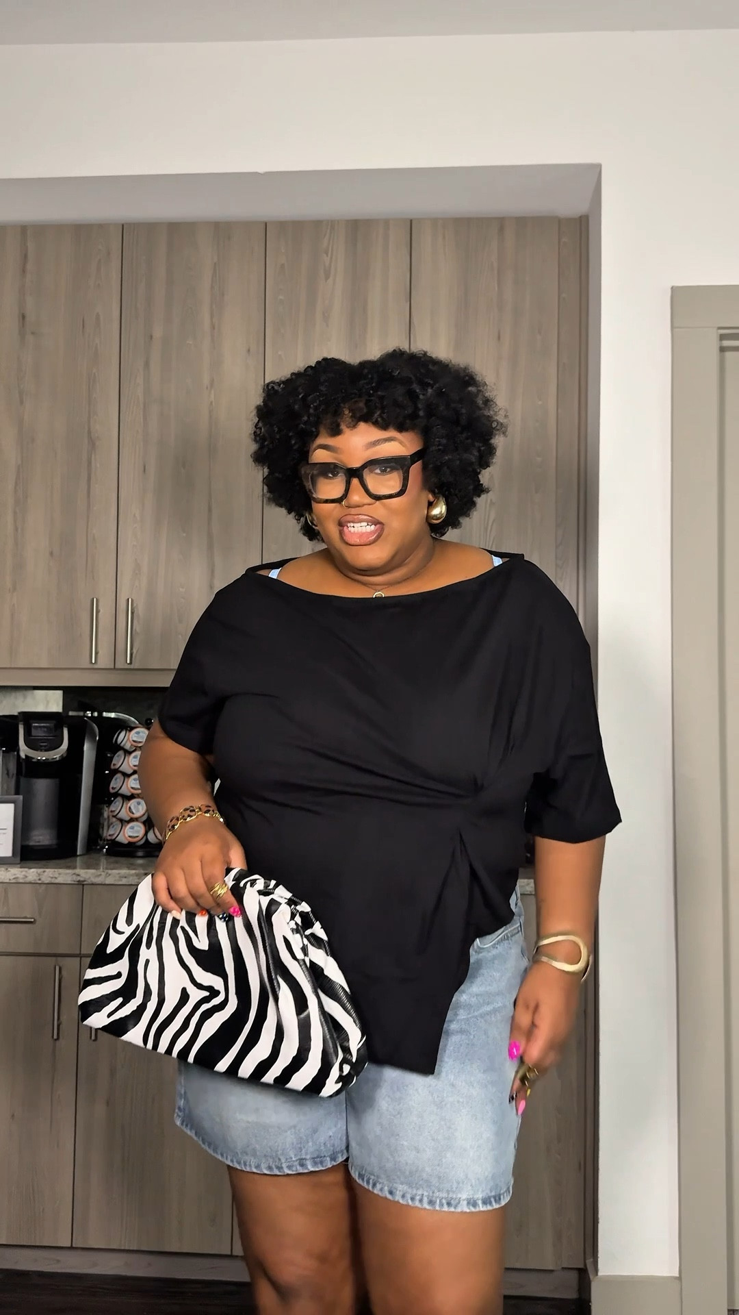I loved all of these pieces. They’re definitely staples that are going to make a big impact in my wardrobe. I love that this is SHEIN, but it feels like I’m wearing Zara pieces… and y’all already know Zara doesn’t carry extended sizes.

Comment “dupe” and I’ll send you these items 💬

🥳 Download the SHEIN app to check out these amazing stores and unlock the latest fashion trends anytime, anywhere! Search & follow MUSERA, SUMWON Women, MISSGUIDED on SHEIN and use 🎫 USQS4lifewithashleysymone630 to enjoy exclusive discounts! ✨

@sheinofficial @shein_us
#SHEINtrends #ad