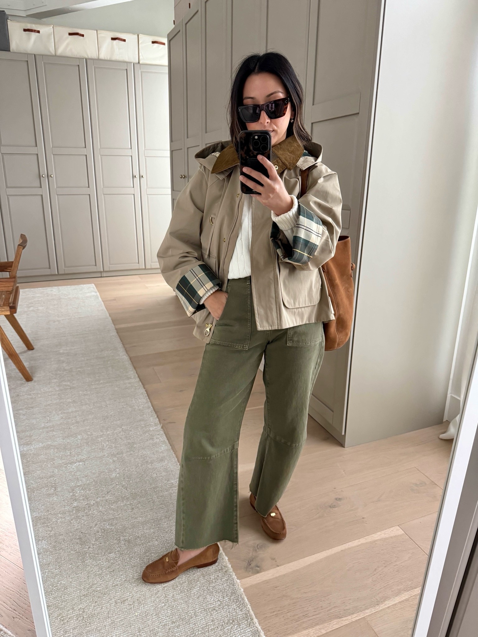 This jacket is a dream!!! All the details. The tartan!!!! I’m in the size 6. For a closer fit I could do the 4. 

Barbour jacket us6
Quince sweater small. Has a classic fit so size up
Le Jean barrels 25
Veronica Beard loafers 5.5
Liffner bucket bag
Celine sunglasses

#LTKPetite #LTKOver40 #LTKmomlife