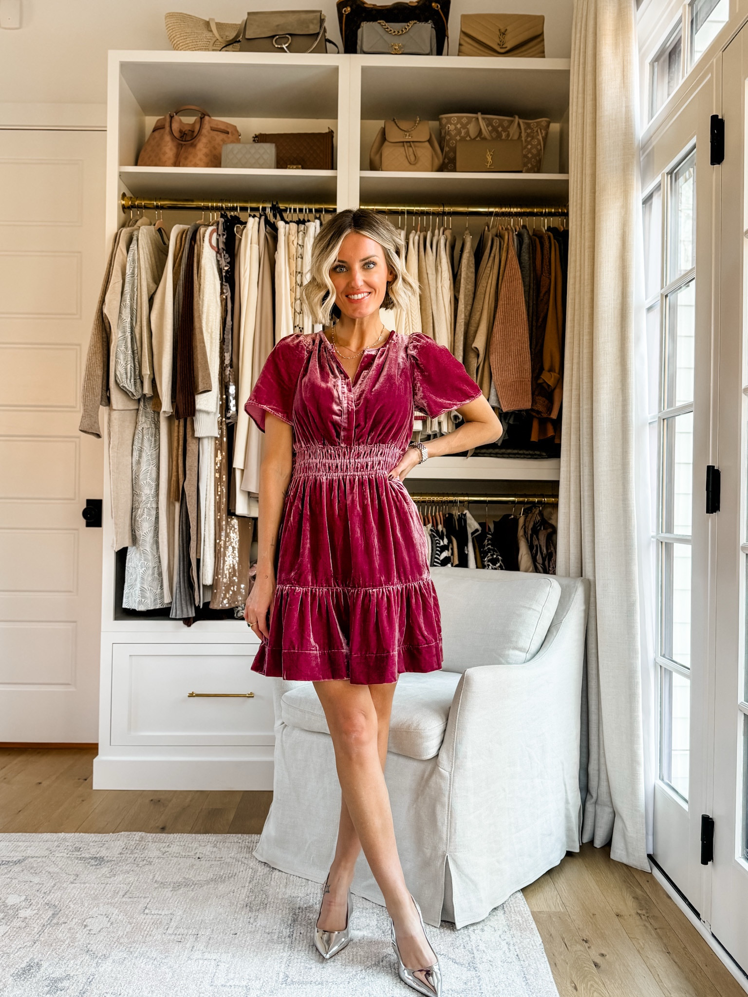 In love with the velvet version of the Somerset mini dress! Wearing XS


Loverly grey, holiday outfit, dress, winter outfit 

#LTKSeasonal #LTKStyleTip