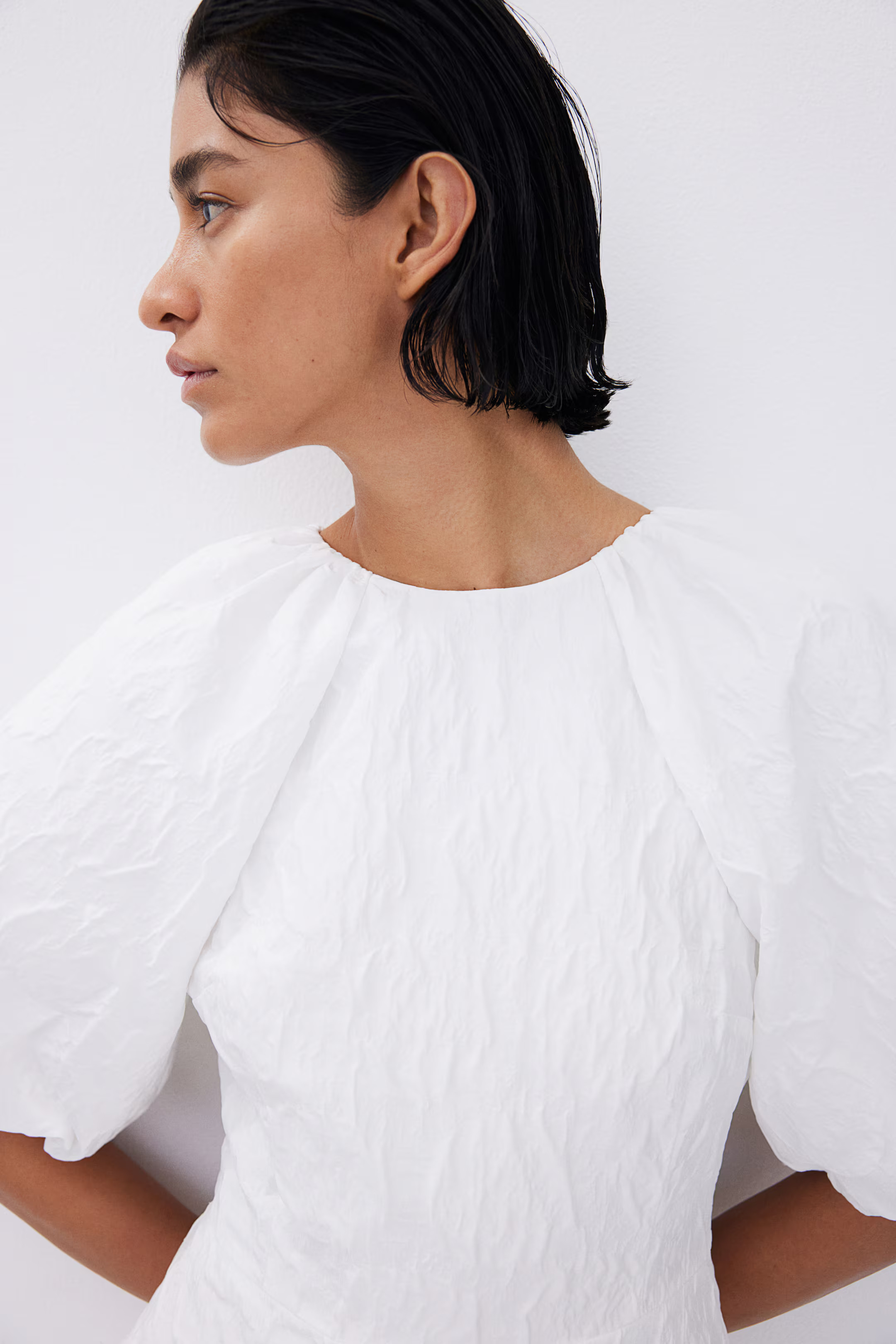 Jacquardgeweven jurk met strikbandjes | H&M (DE, AT, CH, NL, FI)