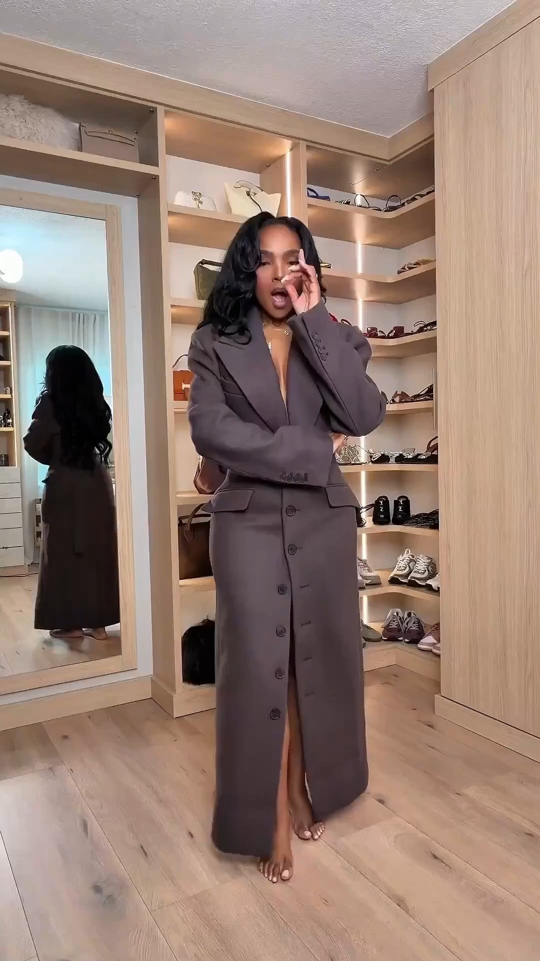 ✨ Denim, but make it elevated — a head-to-toe denim moment styled with a tailored long coat for that effortless, high-fashion finish. The structured denim jumpsuit defines the waist beautifully, while the outer layer adds polish and movement, making this look feel powerful, chic, and styled on purpose.

Perfect for:
• Dinner plans  
• Date nights  
• Fashion events  
• Stylish city outings  

📏 Sizing:
Denim jumpsuit: Small  
Coat: Small  

Measurements:
5’4” · 138 lbs · 34D · 27” waist · 40” hips  

Save this post to revisit later and tap to get details.

Denim jumpsuit outfit ideas, elevated denim styling, chic winter layering looks, fashion-forward street style, monochrome denim outfits, statement outerwear combinations, modern city style inspiration.

Follow me on Instagram and YouTube @kirasfashionfinds



#LTKgrwm #LTKootd