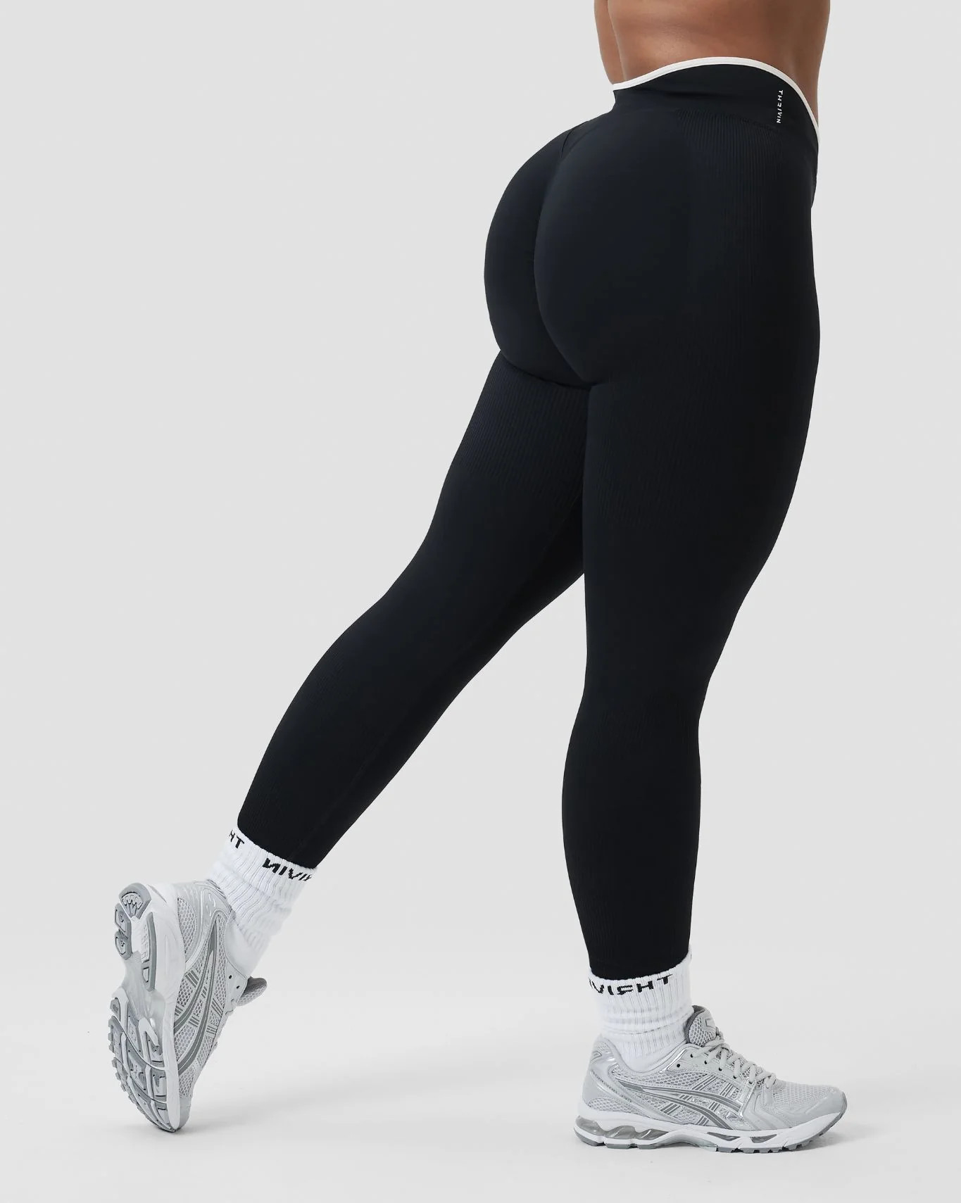 Elevate\u2122 Outline V High Waist Leggings | Night Black | Thrivin Global