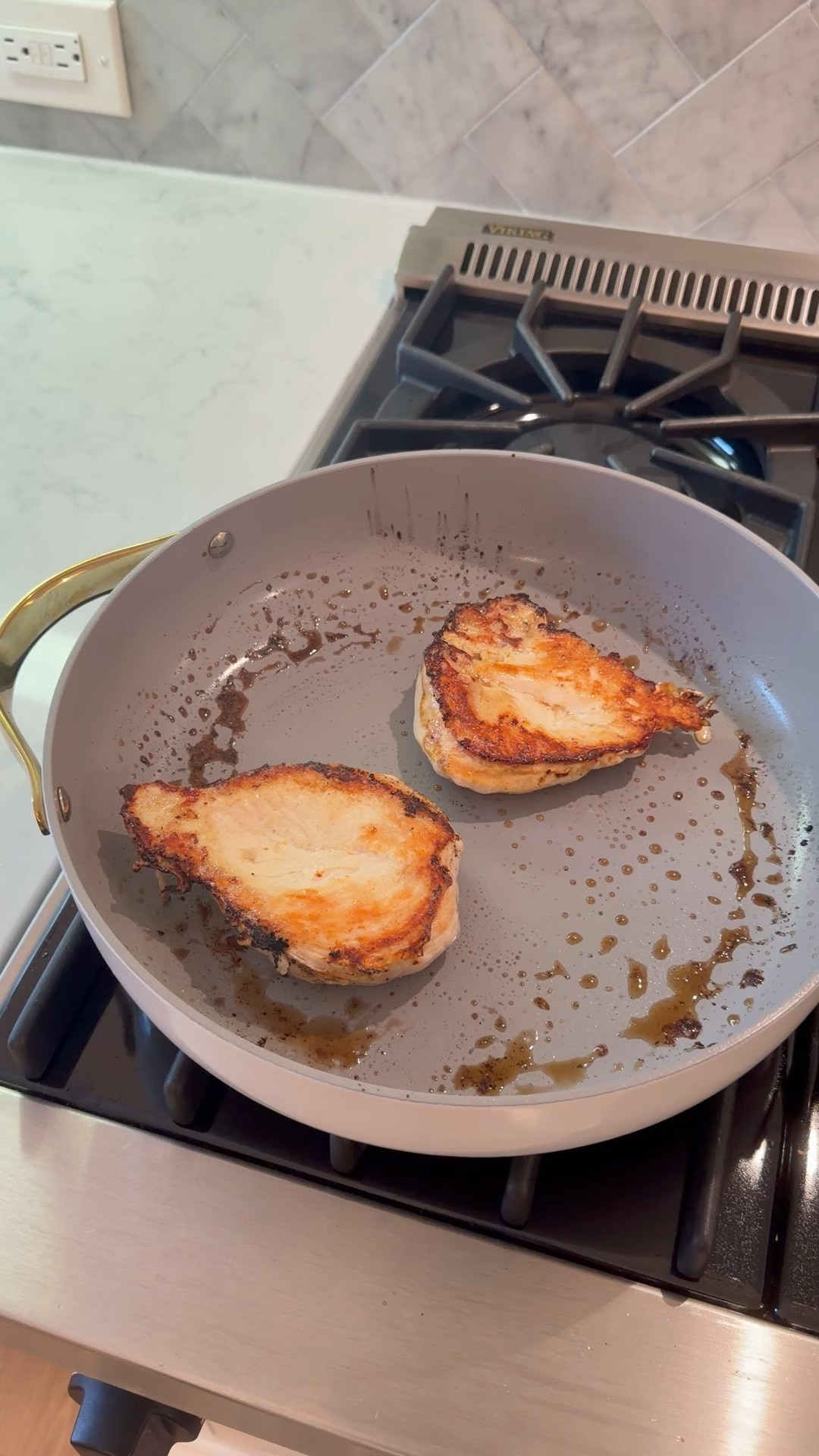 Linking my Caraway pans because this is one of the best sales of the year. They’re non-toxic, made without PTFE, PFOA, lead, or cadmium, and they genuinely make cooking (and cleanup) easier.

Bonus: they heat evenly, look so chic on the counter, and come with built-in storage 👌
If you’ve been thinking about upgrading your cookware, now’s the time 🖤 

#LTKCyberWeek #LTKHoliday #LTKSaleAlert