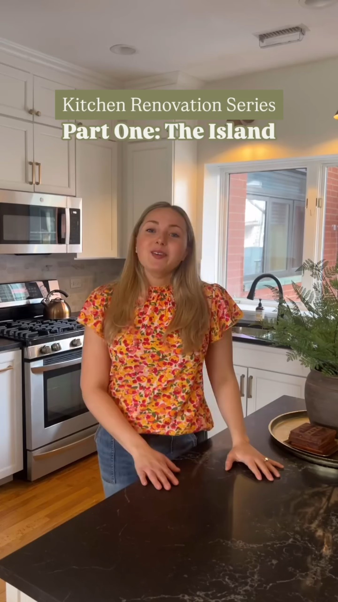 First up: the island! 👨‍🍳 

We grew it to create more prep and entertaining space, which is essential in a city condo. Plus, the full-extension drawers keep everything neat and within reach.

When it comes to renovations, design decisions truly can make or break the functionality of a space. I hope this island upgrade sparks some ideas for your own future projects! Stay tuned as we continue to reveal more updates along the way. 
•
•
•
#chicagohomeorganizer #chicagoorganizer #thecontainerstoreorganizer #chicagonorthshore #thecontainerstore #pantryorganization #kitchenorganization #kitchenrenovation #organizedkitchen