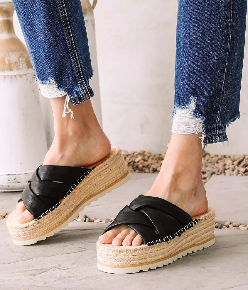 Rebel Espadrille Puffer Sandal | Buckle