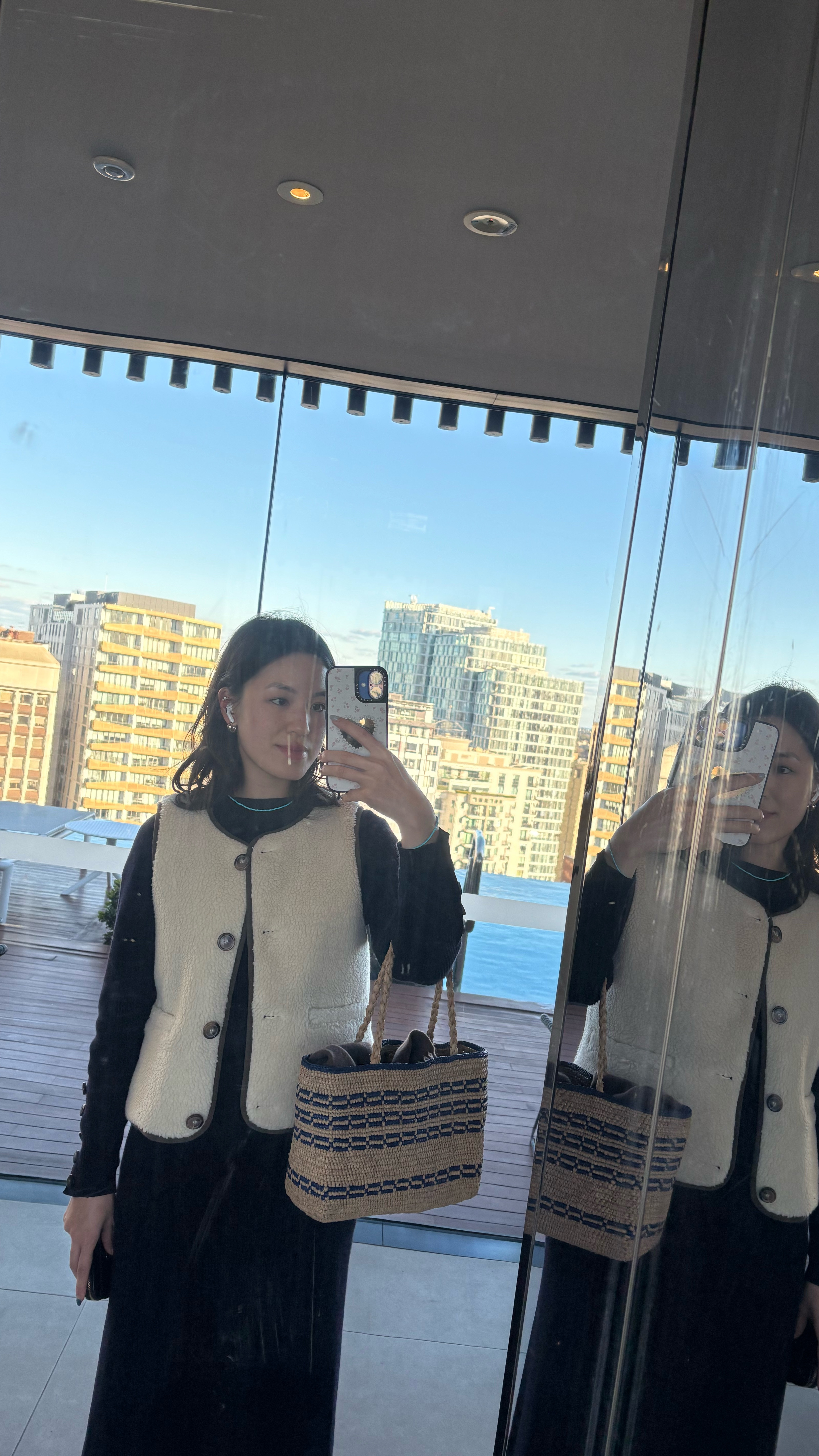 The set I wear the most!

Sami in XS
Naelle in S
Jacket in US2 or 34