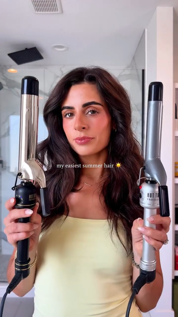the less you try, the better it looks 

Using a 1 1/4 and a 1 inch curling iron! The difference in sizes make all the difference 
.
.
.
#summerhair #beachhair #livedinhair #hairtutorial #hairinspo summer hair, undone hair, hair tutorial, hair inspo, hair style, beach hair