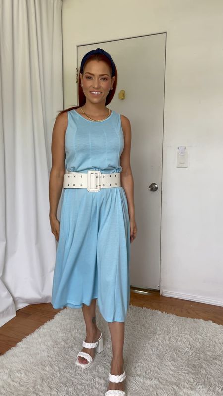 Blue summer flowy long sleeveless dress 

#LTKFindsUnder100 #LTKStyleTip #LTKVideo
