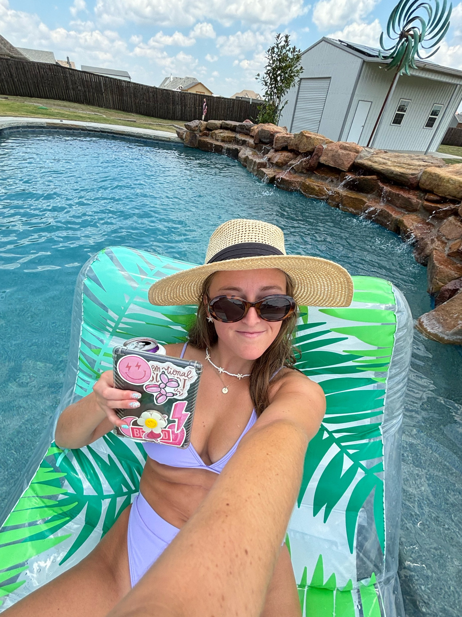 Pool Day Style

Swimsuit  high waisted swimsuit  woven hat  sunglasses  starfish earrings  starfish necklace  beachy jewelry  summer jewelry  summer style  kindle 

#LTKSeasonal #LTKSwim #LTKSummerSales