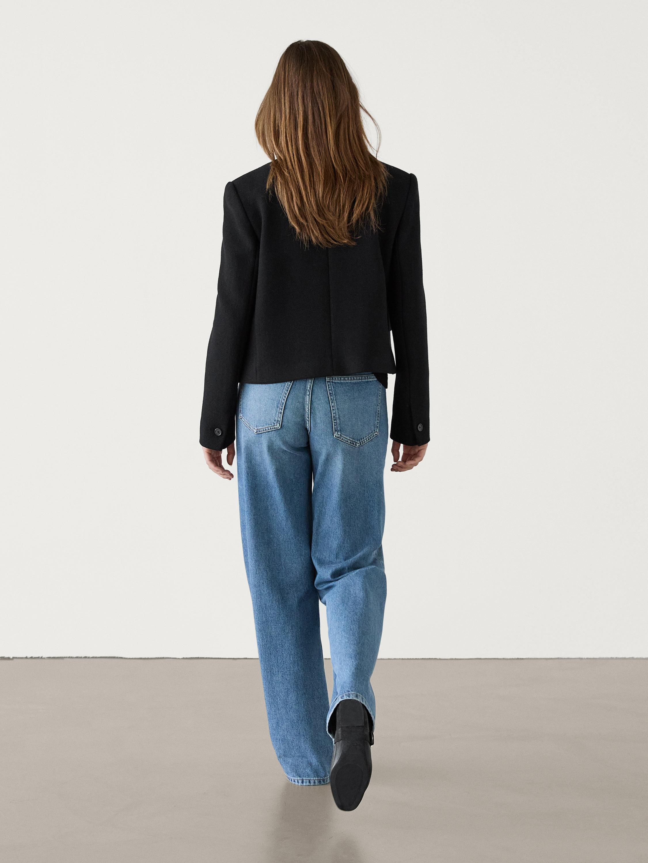 Short blazer with crew neck | Massimo Dutti US