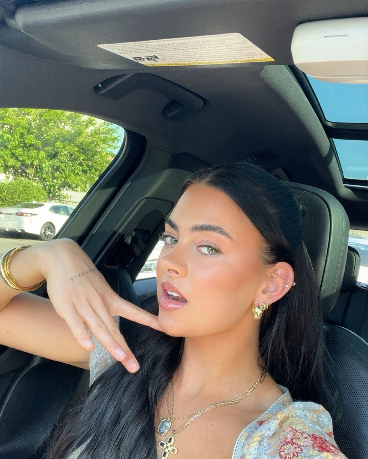 MY SKIN HAS COMPLETELY DONE A 180. This isn’t even an ad, I just tried doing all of Mario Badescu products the last month and a half and my skin is clear now🥹 I also!!! used the topicals product for dark spots and stopped taking Biotin supplements which can also throw off your hormones. I listed everything below!!!