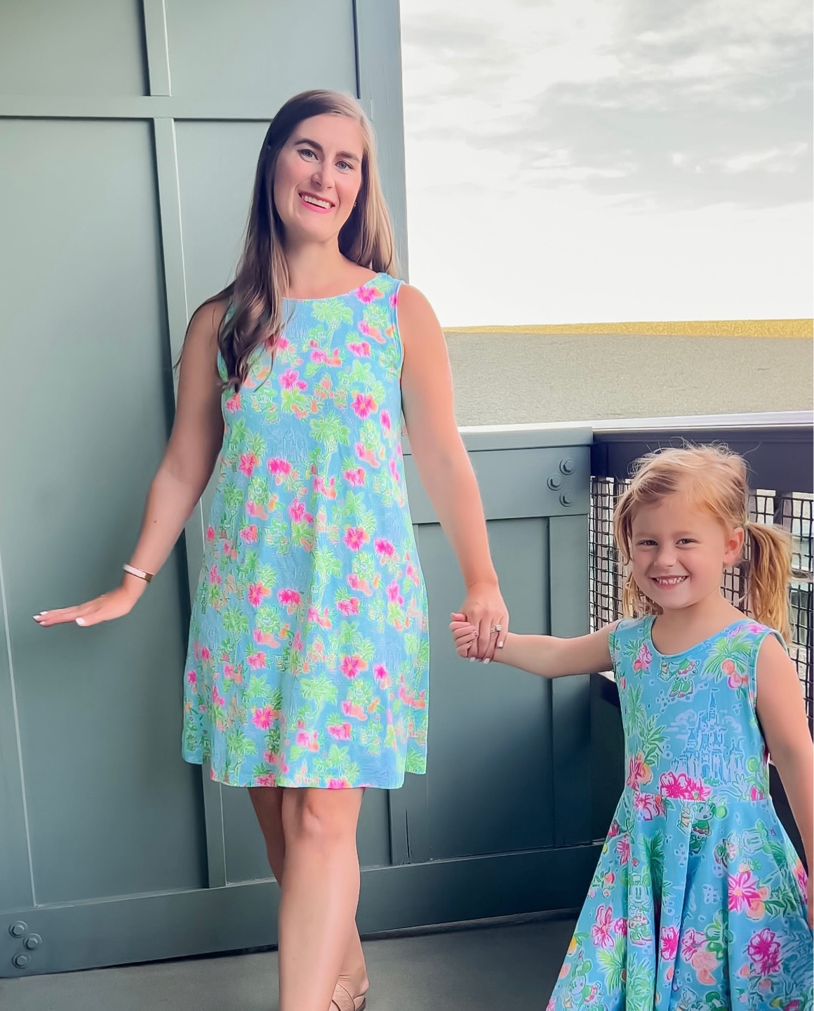 Love matching with my mini. 🏰👑🐭✨💐🍊Lilly never made a girls version of this Disney collab dress, which made no sense to me. I found a similar one on Etsy though. 