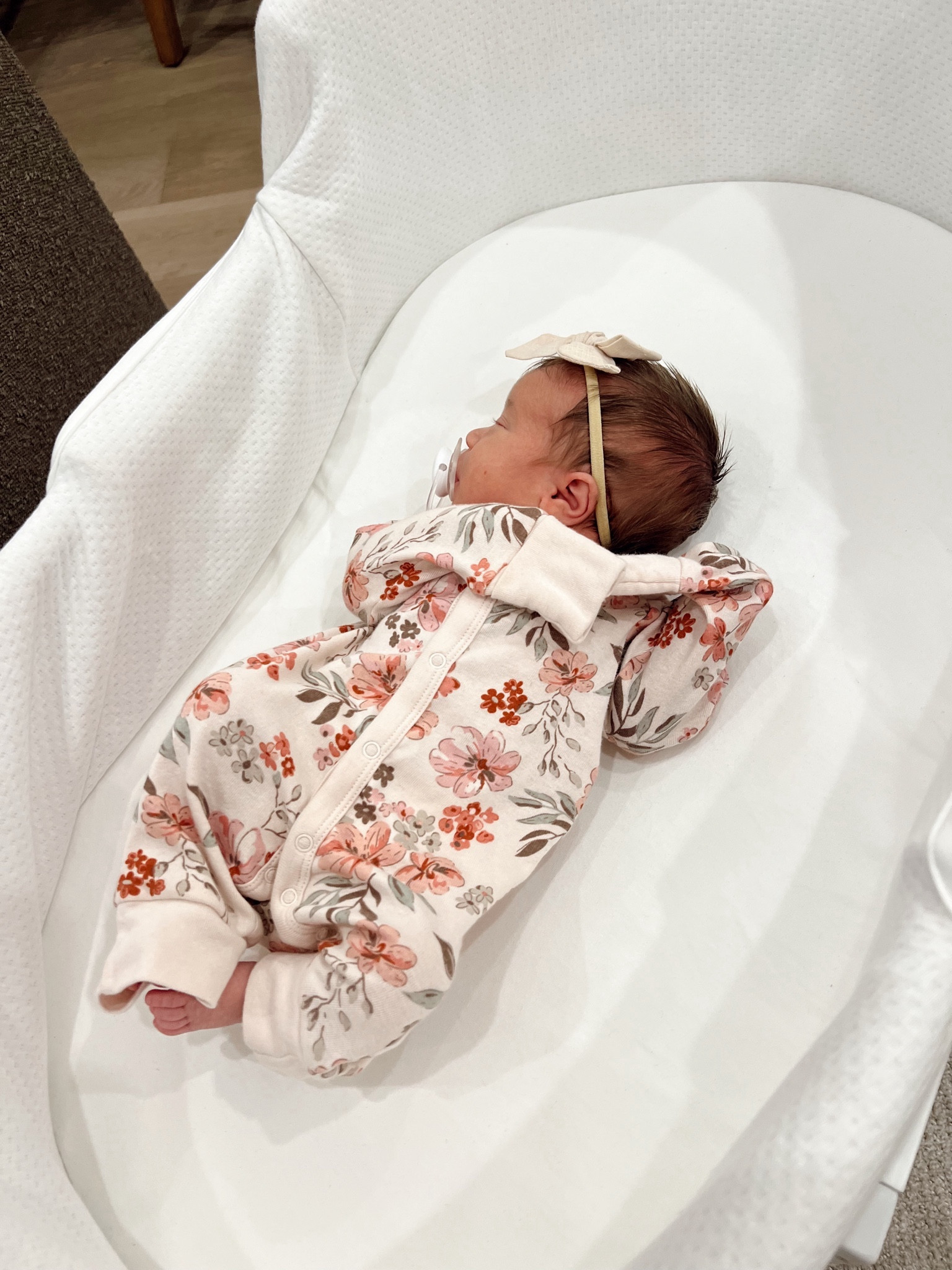 Newborn clothes are still a little too big haha! Love this cute outfit though, snaps make it easy for diaper changes! These bows are THE best!! So soft and so cute!