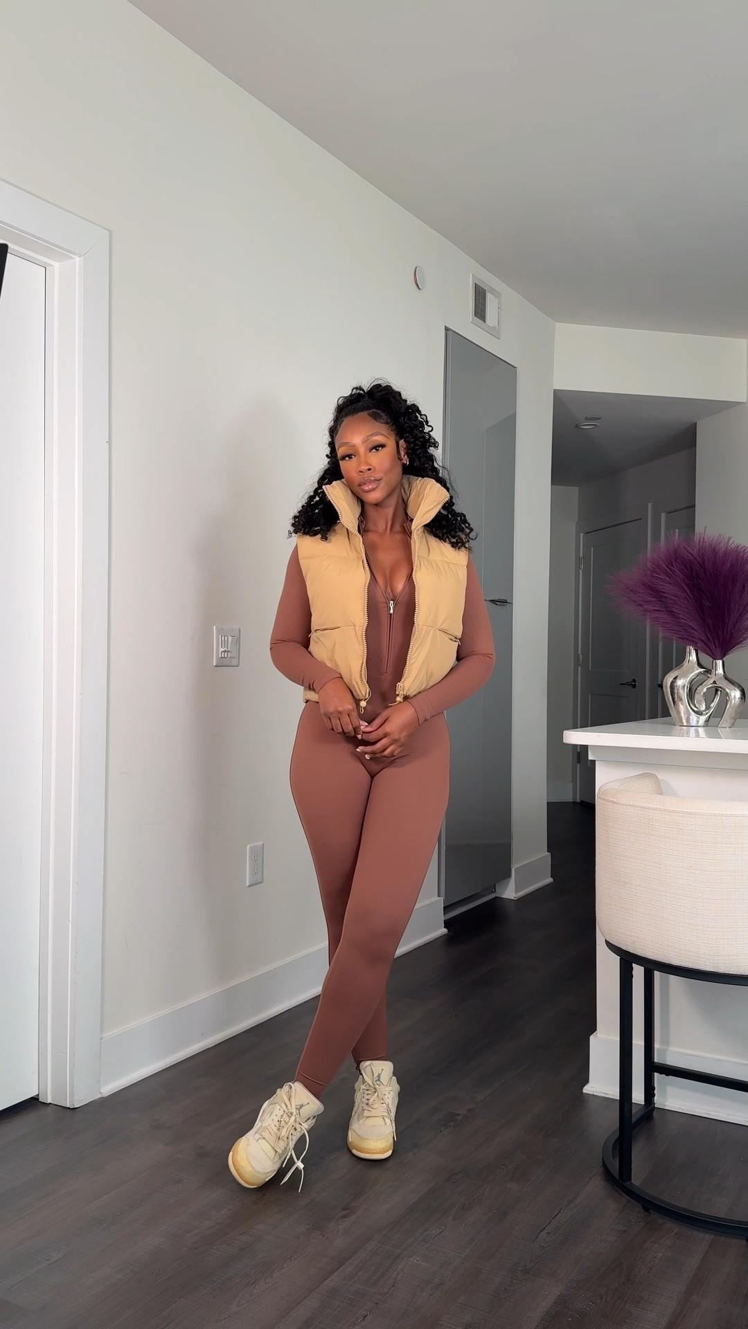 Keeping it sporty and chill today for my errands 🤎🧋#bubblevest

#LTKgrwm #LTKootd