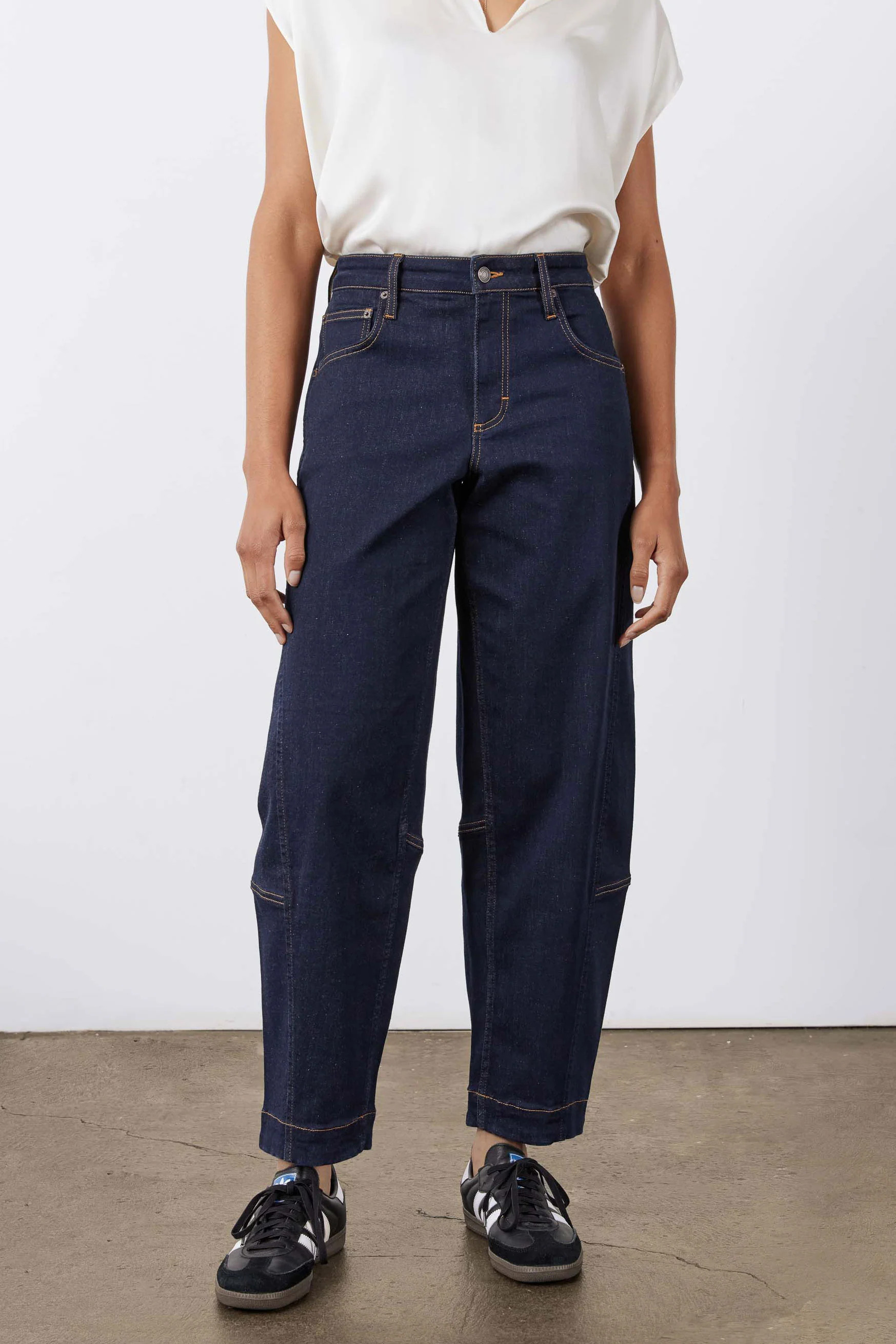 The Long Ultimate Barrel Leg Jeans 2.0 | Ruti