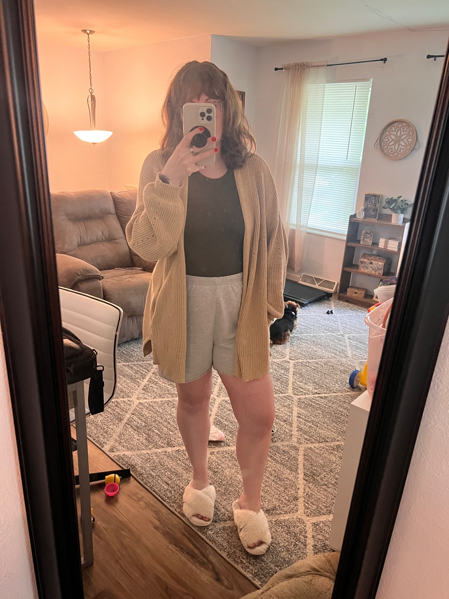 Today’s OOTD is brought to you by my migraine 😂🙃 Sometimes you just have to laugh through the pain. I’ve been dealing with migraines since I was 15, but they’ve been especially rough lately. Linking my cozy outfit and a few essentials that help when things get really tough.

#LTKMidsize #LTKFamily #LTKHome