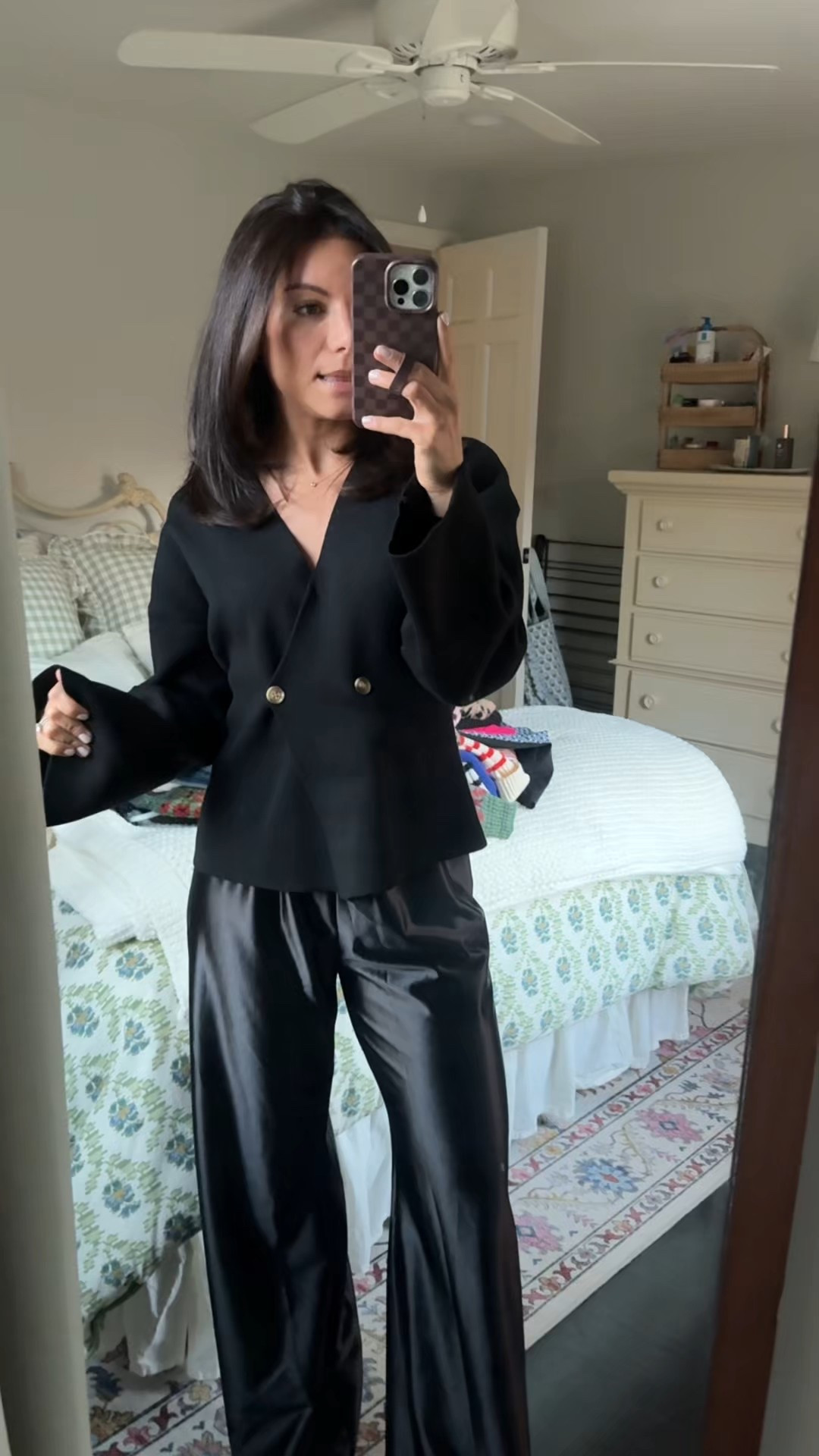 my ootn! I think the sweater is slightly more casual than the pants, but made it work since they are both black. I love a comfortable outfit that feels like PJs but looks elevated! I am in a S in both.

#LTKFindsUnder50 #LTKootd #LTKgrwm